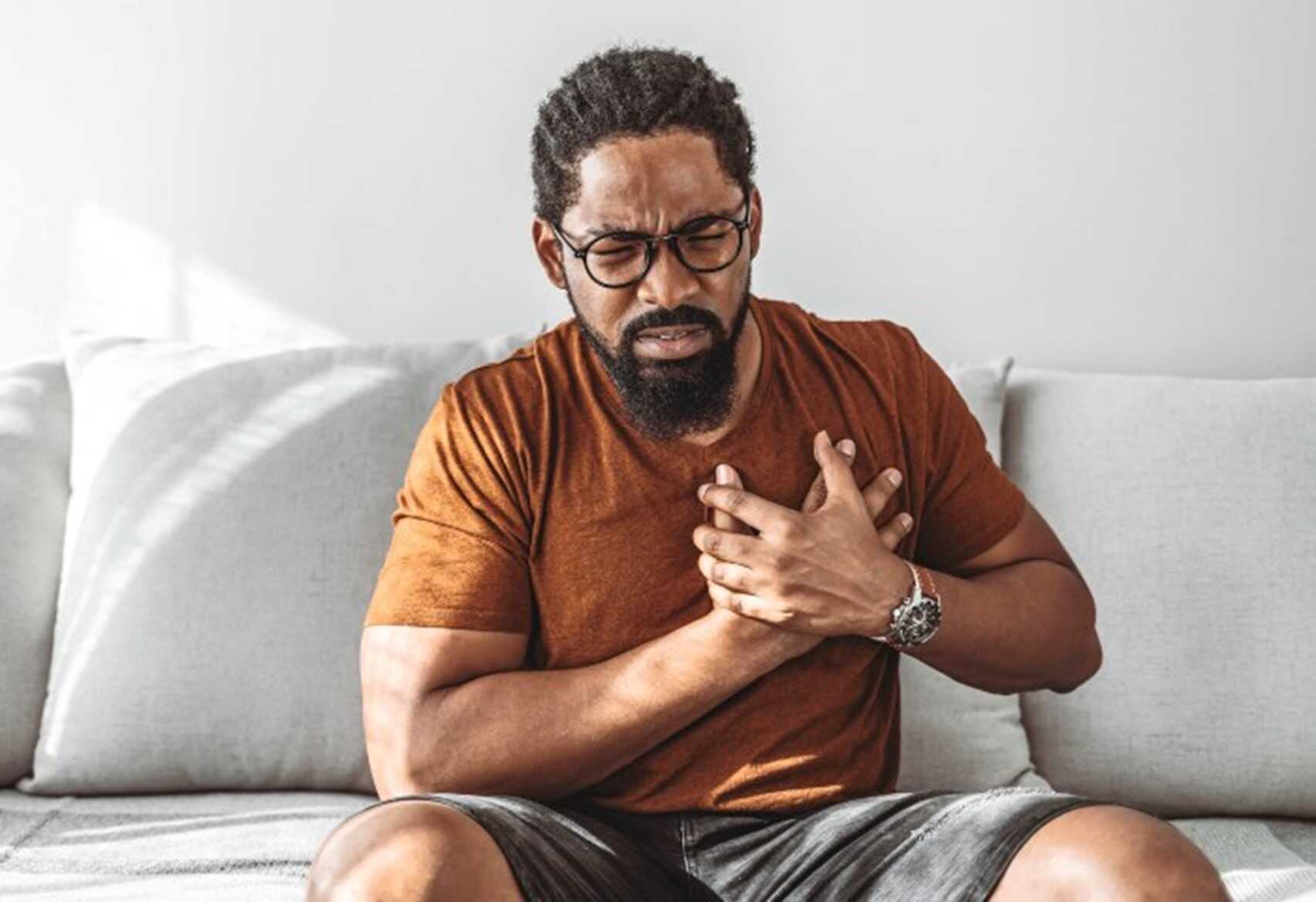 A man experiencing severe chest pain at his home in Maryland